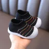 Utomhus AOGT 2021 Spring New Baby Shoes Soft Nonslip Spädbarn Första vandrare andas Sticking Girl Boy Toddler Shoes