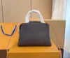 Luxurys tasarımcılar çanta totes el çantaları cüzdanlar montaignes çanta kadınlar tote marka mektubu kabartma deri crossbody omuz çantaları bayan moda alışveriş sırt çantası