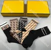 2024 neue Herren Socken Casual Atmungsaktive Strumpf Fünf Paar Designer Brief Stickerei Socken