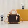 حقيبة صندوق حقيبة حقيبة Valisette Tresor Jewelry Hard Box Handbags Fashion Letter أصلي مصمم كيس الكتف المصمم نساء