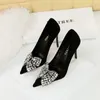 Kleid Schuhe Strass Bowknot Design Frauen Pumps Mode Bankett Luxus High Heels Stilettos Dame Große Größe 42 43