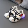 Taille extérieure 2130 enfants sandales de plage chaussures de bébé éclairage garçons antidérapant sandales à fond souple enfants lumineux antidérapant chaussures pour tout-petits