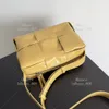 Bags 10A Crossbody bag Calfskin Leather Made Mirror 1:1 quality Designer Luxury bags Fashion Handbag Camera Bag Shoulder bag Woman Bag Medium With Gift box set WB73V