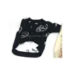 Dog Apparel Designer Clothing Spring Plover Sweater Black Beige Classic Flower Alphabet Pet Cardigan Chenery Corgi Cat Fashion Drop Dhht8