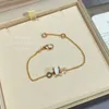 女性ブレスレットゴールドメッキ18K T0p品質のクラシックスタイル最高のカウンター品質ビンテージのボックス044の円形アンクレットブレスレットデザイナー