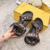 Sandali di design di alta qualità Ciabatte piatte Pantofole di design Donna Sandali da uomo Scivoli di lusso Scarpe Scivoli da donna Raso di seta con coulisse Infradito Piattaforma