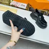 Nouveau mocassins de plate-forme Designer Hommes Femmes Locs à semelle épais