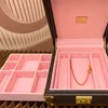 Schmuck-Hartbox-Tasche, Kosmetiktaschen, klassische Kofferraumtasche, Box-Einkaufstasche, Handtaschen, alte Blumen-Make-up-Tasche, Designer-Echtleder, hochwertige quadratische Gepäck-Reisetasche