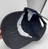 Brim Hats Hot Ball Mens Designer Baseball Luxury Beach Unisex Regulowane czapki uliczne dopasowane Summer Casquette Haft Cappelli Firmati 240229