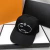 Stingy Brim Luxurys Designer Baseball Cap Hoed Vrije tijd Zacht Vrije tijd Veelzijdig Retro Zonnescherm Nieuw ontwerp Ballcap Neutraal goed 240229