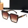 Sonnenbrille für Frauen Designer Sonnenbrille Luxus Sonnenbrille Designer Sonnenbrillen Frau Stil Sommer polarisierte Sonnenbrille Brille Beine mit Buchstaben Objektivrahmen 891