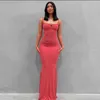 Grundläggande casual klänningar designer sommar spaghetti rem svart lång klänning kvinnor ärmlös solid mager bodycon trumpet maxi sexig vestidos s5so