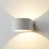 Duvar lambası IP65 Su geçirmez 6W kapalı açık LED modern alüminyum bahçe sundurma merdivenleri hafif aplik dekor başucu ev aydınlatma