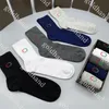 Chaussettes de Sport respirantes pour hommes, chaussettes longues de marque de styliste, bas en coton de haute qualité, chaussettes imprimées avec lettres