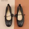 Kleid Schuhe Slip On Frau Wohnungen Korea Round Toe Loafers Weiche Kuh Leder Frühling Spaziergang Bequemes Fahren Täglich Für Alle SaisonH24229