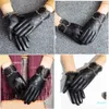 Vielseitige klassische Damen-Motorradhandschuhe aus Schaffell. Neue Herbst-Luxusmarkenhandschuhe. Designer-Fünf-Finger-Handschuhe aus Leder