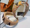 豪華なかぎ針編みヘッドバンドデザイナー刺繍レターカラフルなヘアバンド女性のためのバンダナ高品質のデザイナーヘッドバンドヘッドラップバンダナギフト船