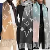 Mångsidig klassisk designer Fashion Scarf Mens Luxury Womens Säsong Sjal Fashion Letter Scarves Högkvalitativ varm