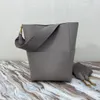 Famous designer's classic and fashionable bucket bag, large capacity open shoulder bag, travel, leisure, sports, shopping, women's storage bag, unisex crossbody bag