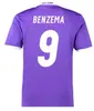 Classics Kids Kit Real Madrid Retro Soccer Jerseys 11 12 13 14 15 16 17 18 Benzema Ronaldo Kaka Zidane Sergio Ramos Modric Bale Finals Vintage Football Shirt