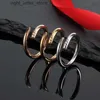 Yüzükler 2023 Yeni 18K Altın Tırnak Yüzüğü Moda Çift Yüzük Erkekler için Klasik Marka Tasarımcı Yüzükler Paslanmaz Çelik Takı 240229