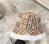 Modedesigner Bucket Hat Vintage Casquette Beanie Sports Cap for Street Style Brand Unisex Dad Hats med justerbar band BB72