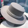 Bérets chapeau pour femmes chapeaux de luxe hommes Cowgirl Jazz élégant hommes Fedora casquettes cérémonie de mariage Gentleman casquette perle