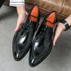 Zapatos de vestir 2024 Negocios para hombres Alto grado Clásico Cómodo Punta puntiaguda Vintage Cuero genuino Hombres Ropa formal