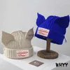 Brim Hats Ball Hooded Loverboy Ear Knit Double-Layer Autumn Winter Warm Pig Woolen Nisch Design Hip-Hop Cold 240229