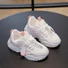 Nieuwe 2025 Lente Zomer Kinderschoenen Nieuwe Mesh Ademende Sport- en Casual Schoenen Mesh Schoen Batch Sneakers Trainers Outdoor Met Doos