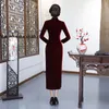 Tradycyjne chińskie aksamit qipao seksowne kwiat Slim Split Cheongsam sukienka w rozmiarze plus wetro klasyczne długie reresidos orientalne ubranie 240226