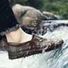 Zapatos de lluvia para hombre, botines de invierno con agua, botas de lluvia suaves impermeables a la moda, zapatos antideslizantes de goma para hombre, chanclas 240226