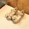 Flat Shoes Spring New Ldrens Princess Female Shoes Bow Elegant Girls Bright Leather Single Students Performance Dancingh24229