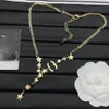 Hoge kwaliteit vergulde ster hanger ketting charme ketting mode vrouwen koper luxe designer dubbele letter kettingen choker hangers bruiloft sieraden liefdesgeschenken