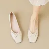 Casual Shoes 2024 Spring And Autumn Women's Flat Shallow Mouth Design Korean Style Professional Boat