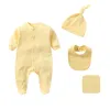 Sets Aangepaste Babynaam Pasgeboren Meisje/Jongen Coming Home Outfit Kraamcadeau Kleding Romper + Hoed + Slabbetjes + Handdoek 4 Stuks Katoen Pasgeboren Outfits