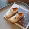 Outdoor babymeisje Mary Janes borduurwerk bloem beige kaki peuter kinderen herfst schoenen vintage cover teen comfortabele 2231 kinderschoenen