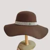 Berets eleganckie damskie damskie rhinestone fedora hat kopułę hepburn w stylu imprezowy czapka ślubna poczuła duże wiadro damskie