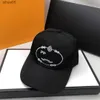 Stingy Hats Luxurys Designer Baseball Cap Klassiek Vrije tijd Zachte zon Vrije tijd Veelzijdig Retro Zonnescherm Nieuw Design klassiek Balpet Neutraal Zonnehoeden goed 240229