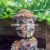 3,5 cm Mini Natural Michigan Yooperlite Sombrero Calavera Regalo de energía de Halloween Cabeza humana reactiva UV única Tallado Piedra de llama Cristal de cuarzo Espécimen mineral Decoración del hogar