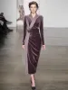 キャットウォークデザイナーセクシーな女性春の高品質ファッションパーティーベルベットブラックメッシュ弾力性スリムビンテージナイトクラブロングドレス
