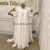 Wspaniałe muzułmańskie sukienki ślubne z peleryną elegancką szyfonową boho indyka panna młoda sukienka Lase Bohemian Country Arabic Bride Arabic Dubai Robes de Mariee 2024