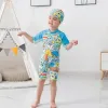 Ensembles 2022 Nouveau maillot de bain une pièce pour enfants Spaceship Print Hat Piscine Protection solaire Uv Summer Baby Beachwear à manches courtes