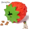 Brinquedos benepaw borracha natural em forma de morango, brinquedos de mastigar para cães, durável, ecologicamente correto, vazamento de comida, brinquedos para cães pequenos, médios e grandes