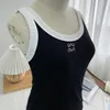 レディースTたわごと短袖のファッションアンダーシャツ夏の女性刺繍アングラムアンダーシャツショートスリムストレッチスポーツニットロウウィュータンクトップ281
