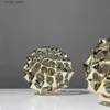 Andra heminredning Metal Crafts OpenWork Geometric Balls Golden Ball Stabbing Balls Metal Dekorativa figurer Hemdekoration Tillbehör Q240229