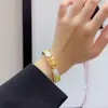 18K Rose Gold Braclet Badlocl Masse Bangle Designer Jewelry Cuff Classics Top Buckle Fashion Jewelry Womens Charm Luxury v Gold Material PS3001B