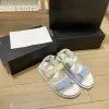 Designer tjock botten sandal kvinnor plattform sandaler sommar glider toffel skor avslappnad platt krok slinga spänne strand läder kvalitetskor