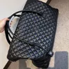 Luxe designer plunjezak Hoge kwaliteit heren reistas 50 cm reliëf sporttas met grote capaciteit Dames plunjezakken Satchel