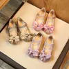 Flat Shoes Spring New Ldrens Princess Female Shoes Bow Elegant Girls Bright Leather Single Students Performance Dancingh24229